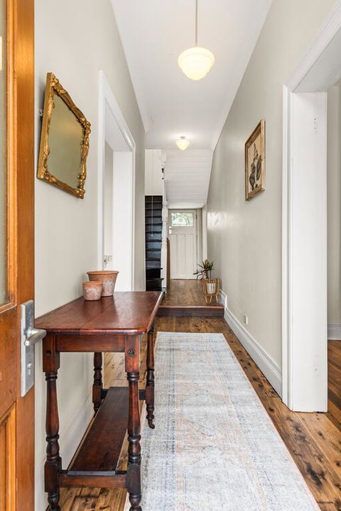 TARALGA TERRACES - Rent Accommodation 3