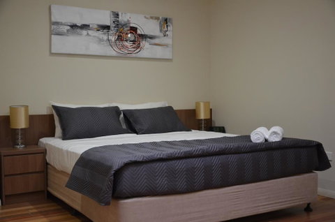 The Australian Hotel Motel - Rent Accommodation 2