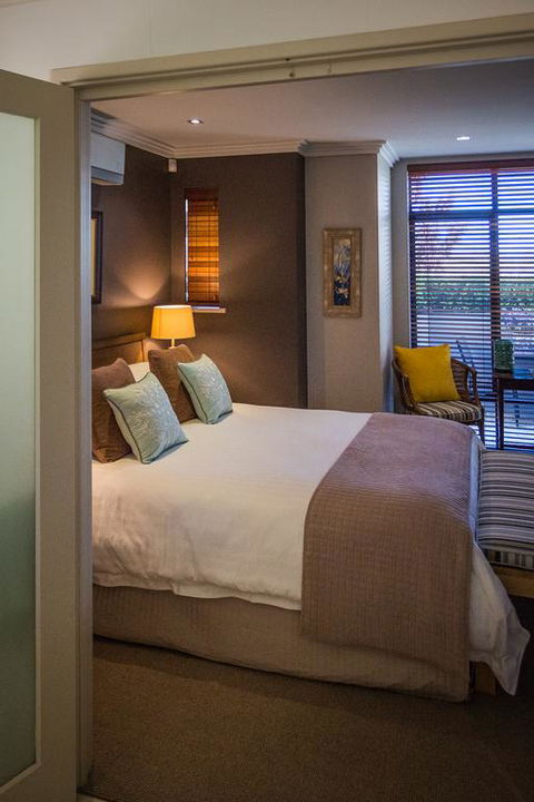 The Beach House At Bayside - Rent Accommodation 3