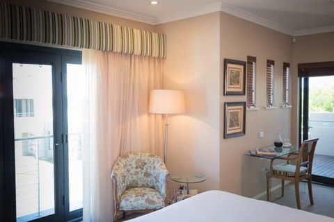 The Beach House At Bayside - Rent Accommodation 2