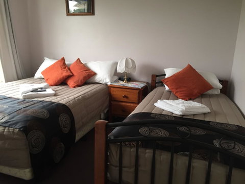 Oatlands Retreat - Rent Accommodation 6