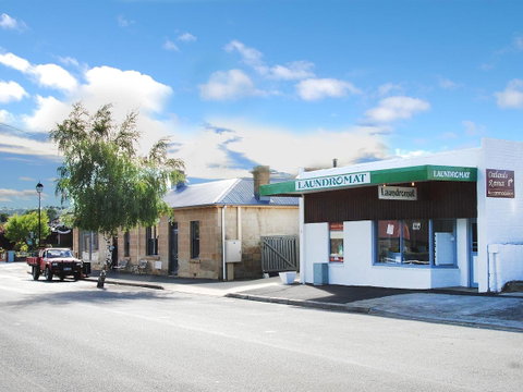 Oatlands Retreat - Rent Accommodation 1