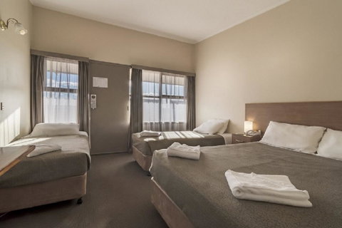 Argosy Motor Inn - Rent Accommodation 10