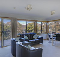Freycinet Sanctuary 5 - Rent Accommodation
