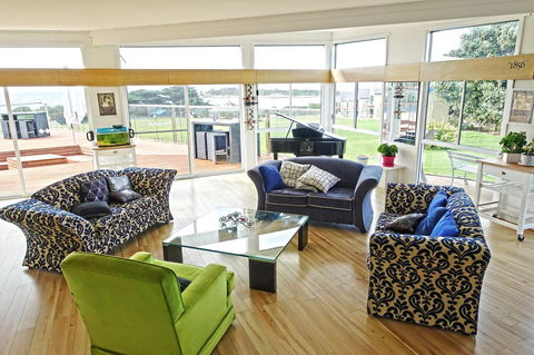 Diamond Island Resort - Rent Accommodation 12