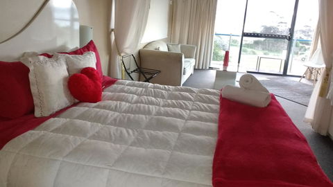 Diamond Island Resort - Rent Accommodation 38