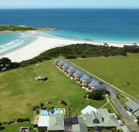 Diamond Island Resort  Bicheno Penguin Show - Rent Accommodation