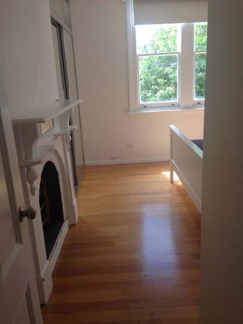 Hobart Colonial Apartment - Rent Accommodation 11