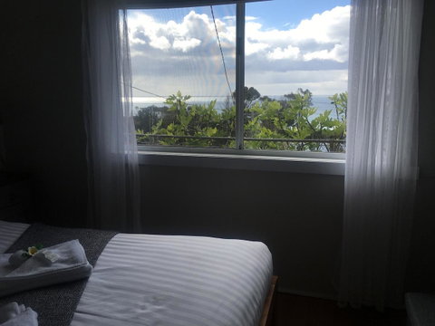 Up The Back - Rent Accommodation 15