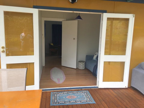 Up The Back - Rent Accommodation 24