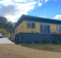 Up the Back - Rent Accommodation