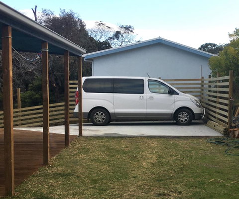 Up The Back - Rent Accommodation 30