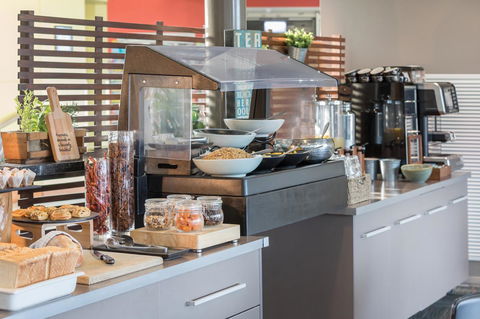 Travelodge Hotel Hobart Airport - Rent Accommodation 15