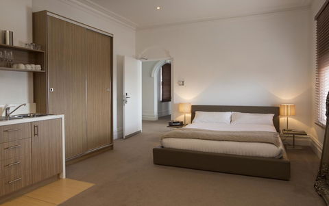 Ikon Hotel - Rent Accommodation 11