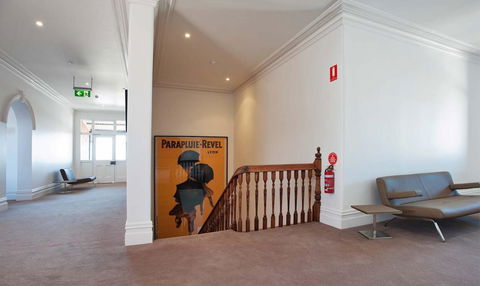 Ikon Hotel - Rent Accommodation 5
