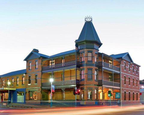 Ikon Hotel - Rent Accommodation 3