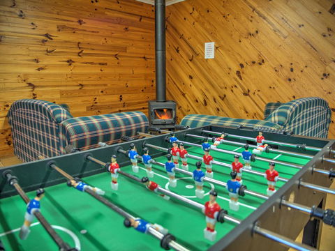 High Country Holiday Park - Rent Accommodation 35