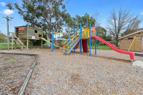 High Country Holiday Park - Rent Accommodation 32
