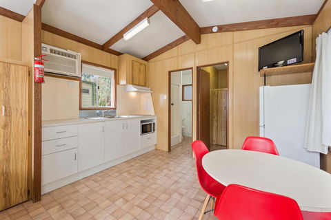 High Country Holiday Park - Rent Accommodation 29