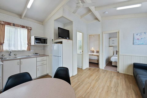 High Country Holiday Park - Rent Accommodation 26