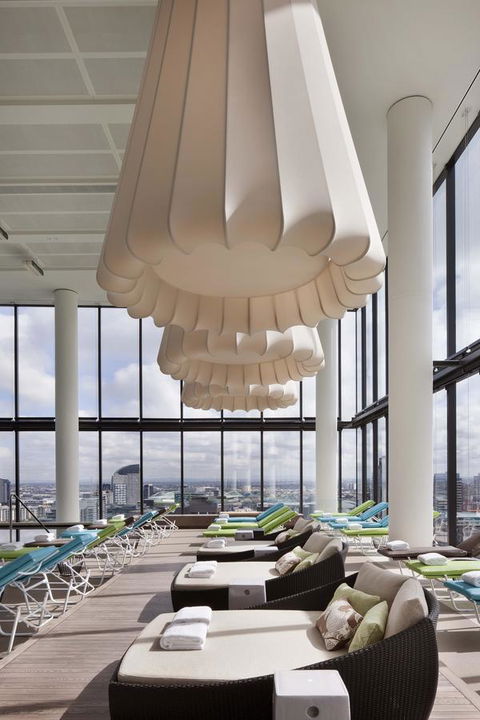Crown Metropol Melbourne - Rent Accommodation 15