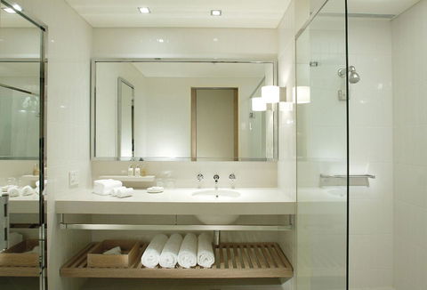 Crown Promenade Melbourne - Rent Accommodation 6