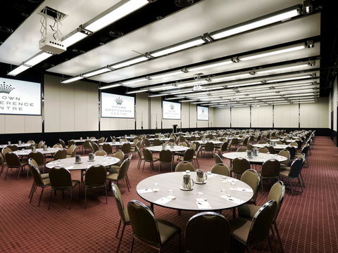 Crown Promenade Melbourne - Rent Accommodation 17