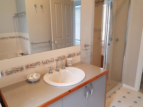 Oxford Rise Apartment - Rent Accommodation 11