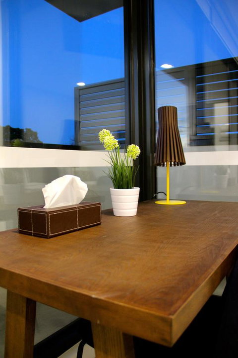 Whitehorse Apartments Hotel - Rent Accommodation 22