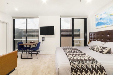 Whitehorse Apartments Hotel - Rent Accommodation 21