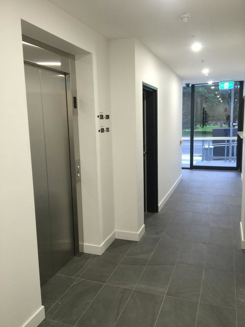 Whitehorse Apartments Hotel - Rent Accommodation 30