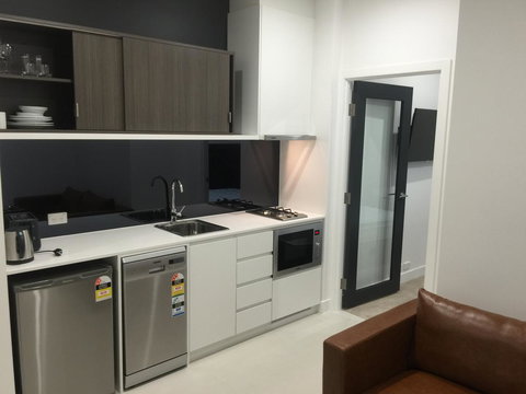 Whitehorse Apartments Hotel - Rent Accommodation 34