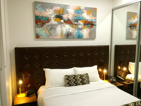 Whitehorse Apartments Hotel - Rent Accommodation 14