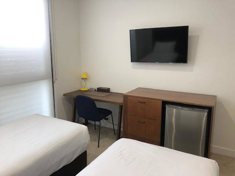 Whitehorse Apartments Hotel - Rent Accommodation 5