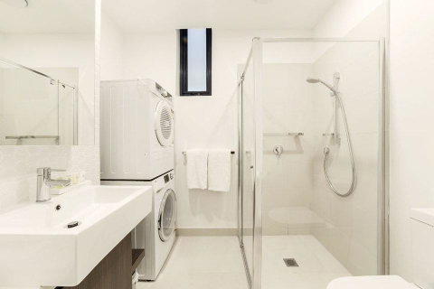 Whitehorse Apartments Hotel - Rent Accommodation 1