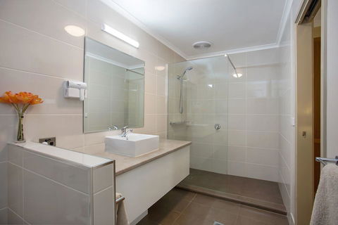 Comfort Inn Warrnambool International - Rent Accommodation 12