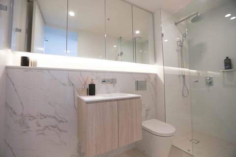 Box Hill 2 Bedroom Apt (La Maison) 02 - Rent Accommodation 4