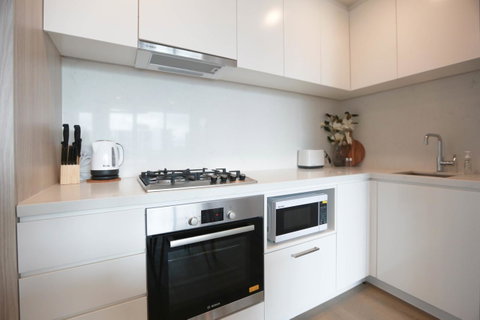 Box Hill 2 Bedroom Apt (La Maison) 02 - Rent Accommodation 6