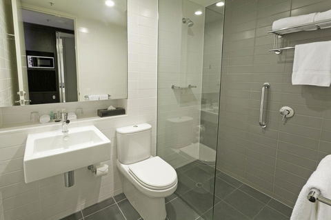 Causeway 353 Hotel - Rent Accommodation 2