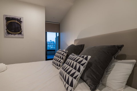 Guest House In Melbourne - Rent Accommodation 15