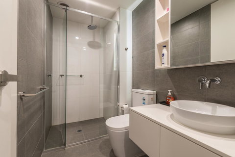 Guest House In Melbourne - Rent Accommodation 6