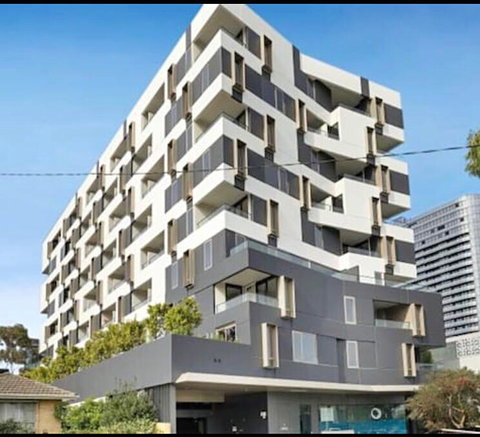 Guest House In Melbourne - Rent Accommodation 19