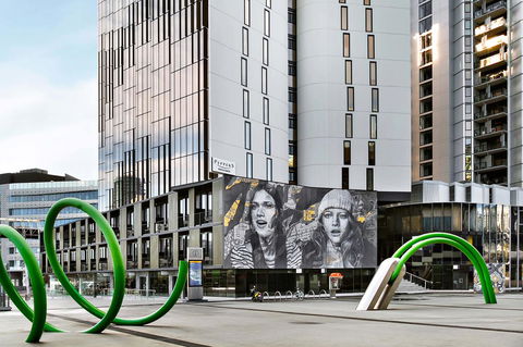 Peppers Docklands - Rent Accommodation 2