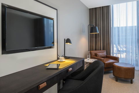 Peppers Docklands - Rent Accommodation 12