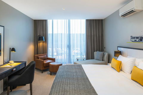 Peppers Docklands - Rent Accommodation 18