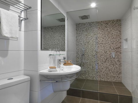 Hotel Grand Chancellor Melbourne - Rent Accommodation 6