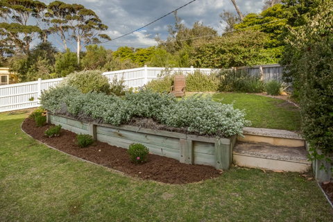Cute Cottage On Cain - Beach At End Of Street - Rent Accommodation 18