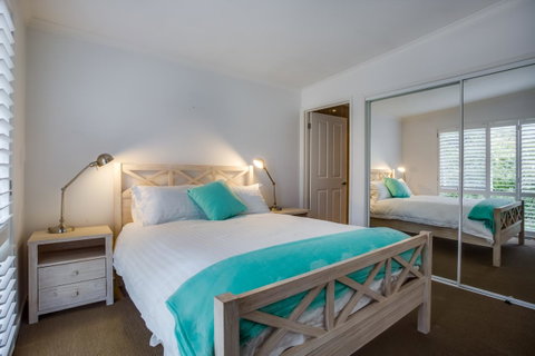 Cute Cottage On Cain - Beach At End Of Street - Rent Accommodation 12