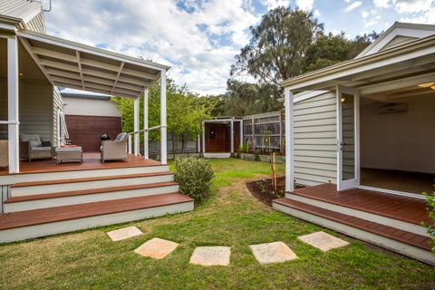 Cute Cottage On Cain - Beach At End Of Street - Rent Accommodation 10