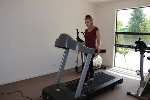 Bairnsdale International - Rent Accommodation 6